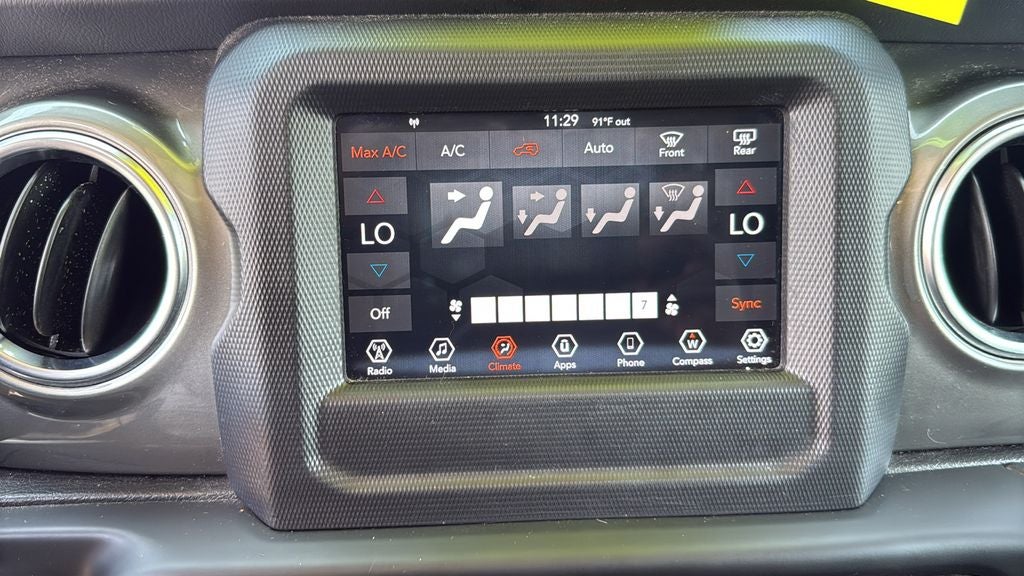 2020 Jeep Wrangler Unlimited Sahara - Photo 24