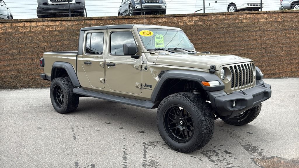 2020 Jeep Gladiator Sport S's photo