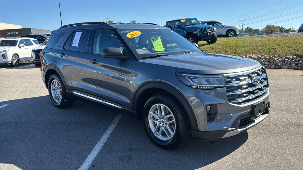 2025 Ford Explorer