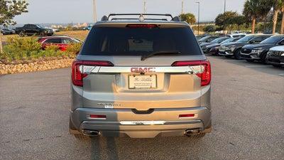 2023 GMC Acadia Denali