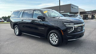 2025 Chevrolet Suburban LT