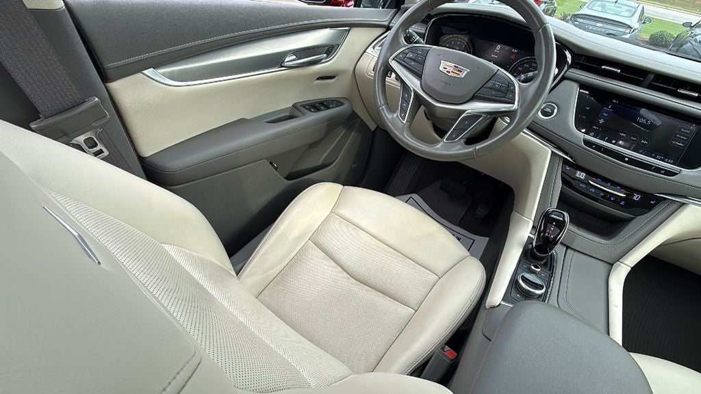 2021 Cadillac XT5 Premium Luxury