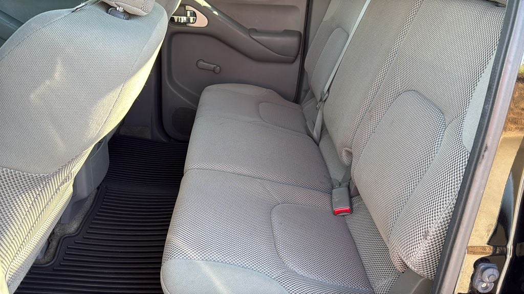 2011 Nissan Frontier S