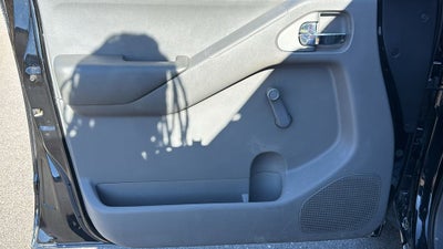 2011 Nissan Frontier S