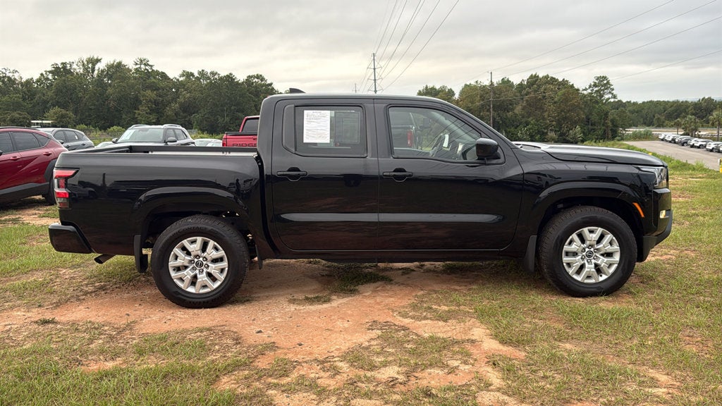 2022 Nissan Frontier SV - Photo 8