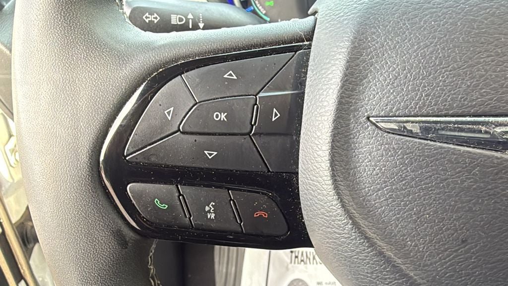 2024 Chrysler Pacifica Hybrid Select