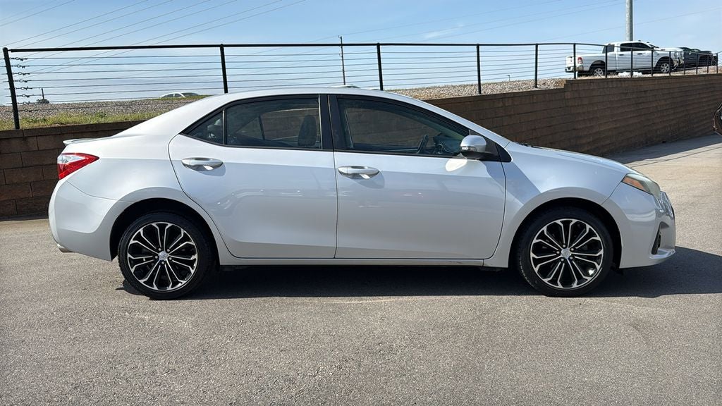 2015 Toyota Corolla S Plus