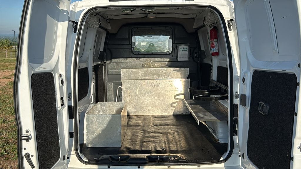 2021 Nissan NV200 SV