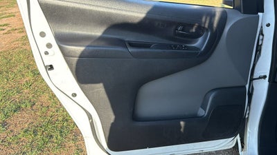 2021 Nissan NV200 SV
