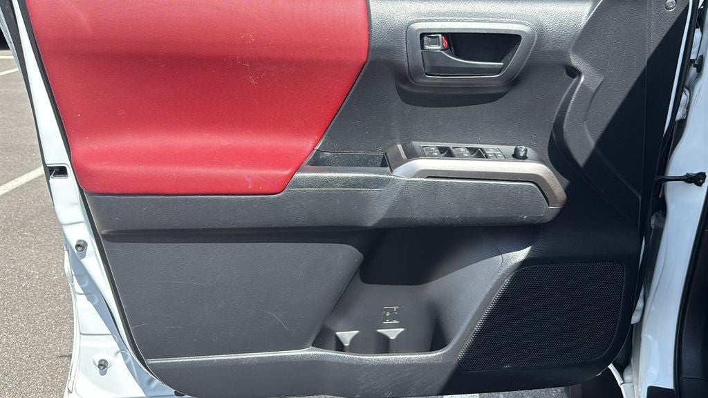 2022 Toyota Tacoma SR5 V6