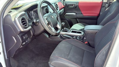 2022 Toyota Tacoma SR5 V6