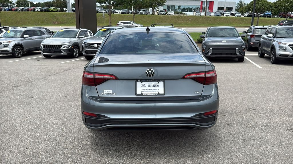 2022 Volkswagen Jetta 1.5T SE