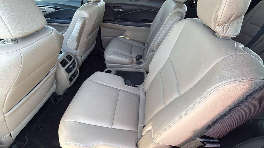 2022 Honda Pilot Touring 7 Passenger