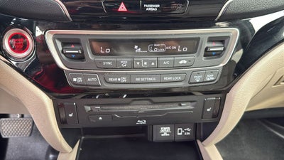 2020 Honda Pilot Touring 8 Passenger