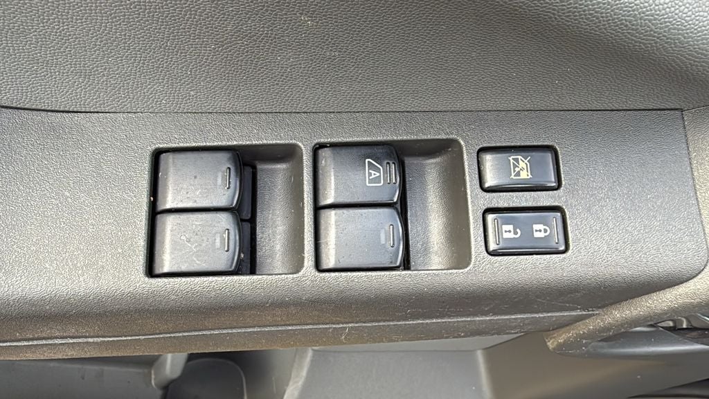 2012 Nissan Xterra X - Photo 15