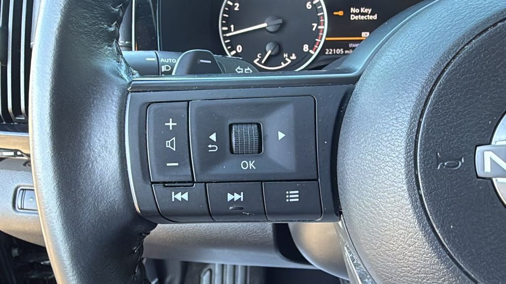 2024 Nissan Pathfinder SV