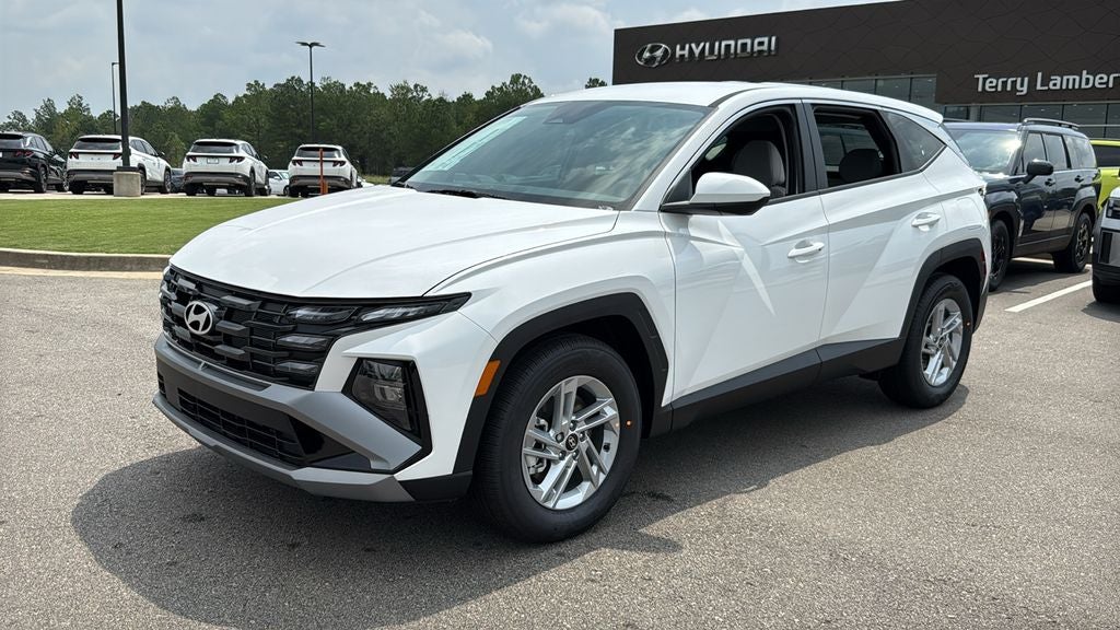 2026 Hyundai TUCSON SE FWD