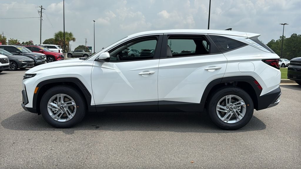 2026 Hyundai TUCSON SE FWD