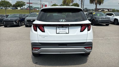 2026 Hyundai TUCSON SE FWD