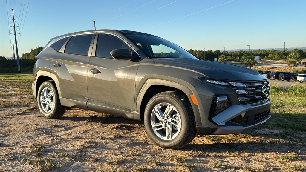 2026 Hyundai TUCSON SE FWD