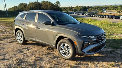 2026 Hyundai TUCSON SE FWD