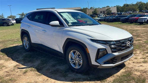 2026 Hyundai TUCSON SE FWD