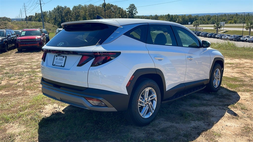 2026 Hyundai TUCSON SE FWD