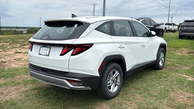 2026 Hyundai TUCSON SE FWD