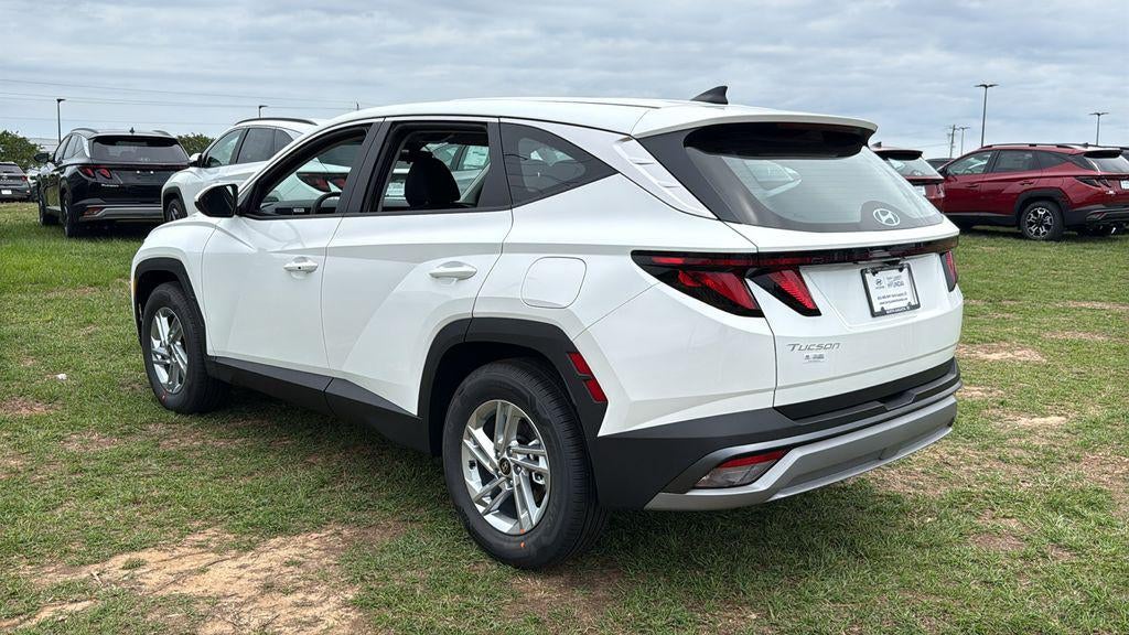 2026 Hyundai TUCSON SE FWD