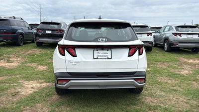 2026 Hyundai TUCSON SE FWD