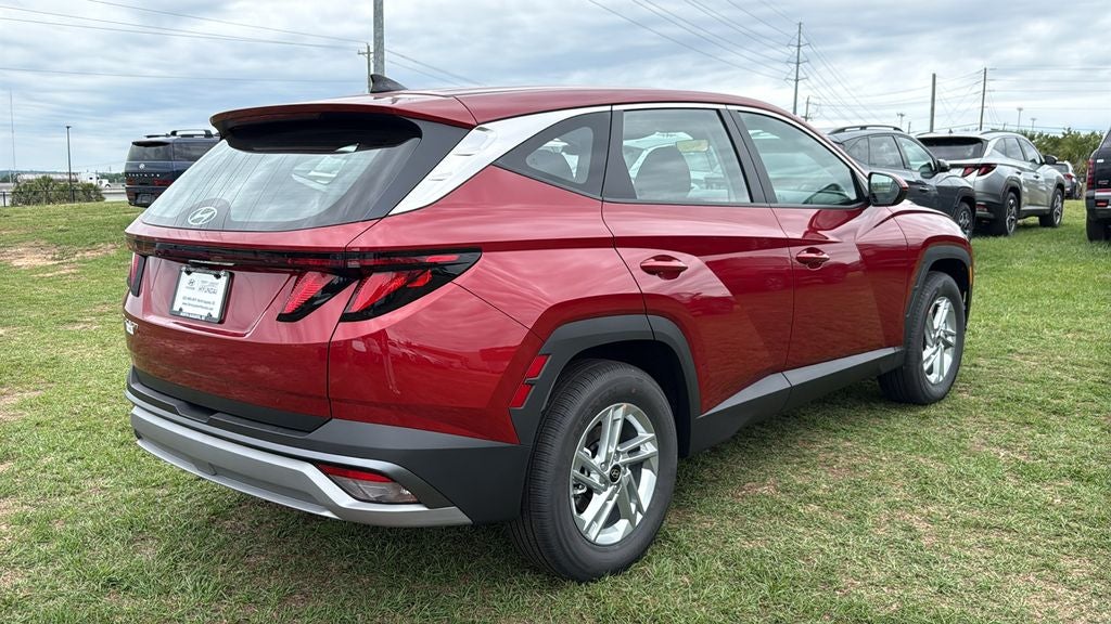 2026 Hyundai TUCSON SE FWD