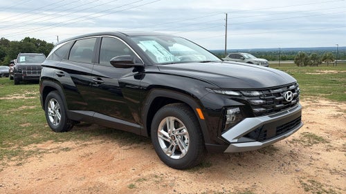 2026 Hyundai TUCSON SE FWD