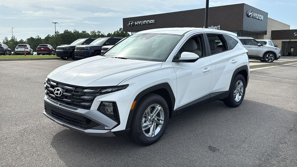2026 Hyundai TUCSON SE FWD