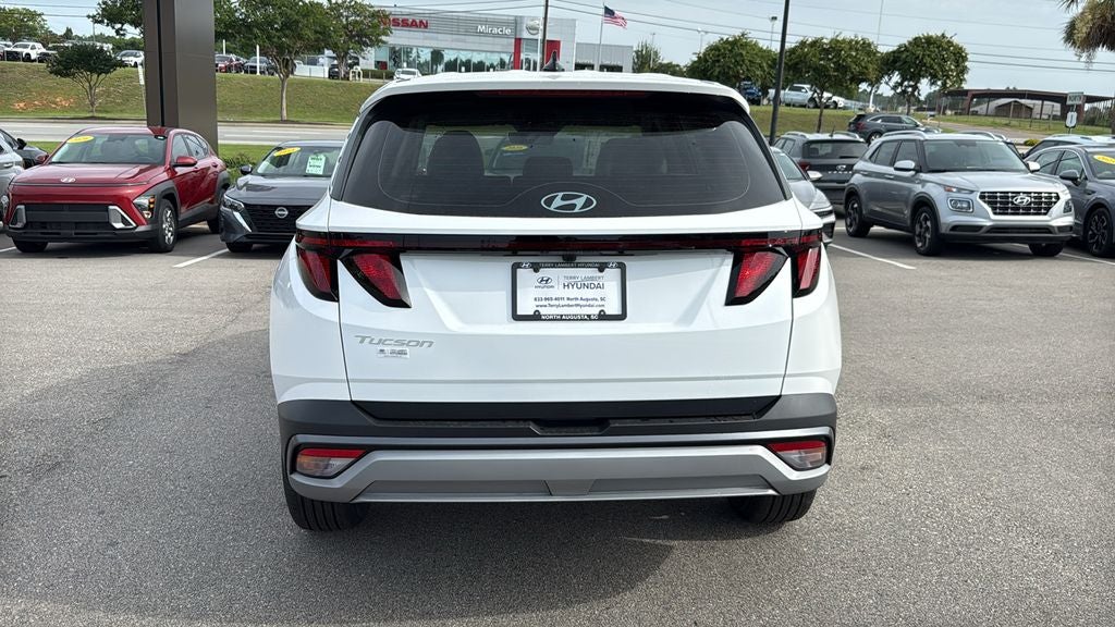2026 Hyundai TUCSON SE FWD