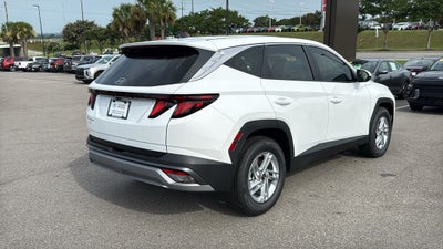 2026 Hyundai TUCSON SE FWD