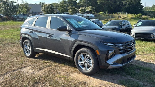 2026 Hyundai TUCSON SE FWD