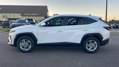 2026 Hyundai TUCSON SE FWD