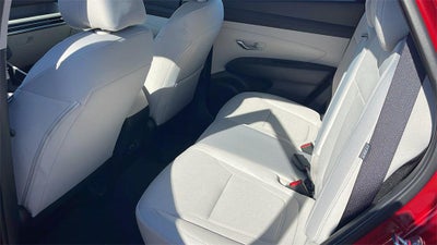 2026 Hyundai TUCSON SE FWD