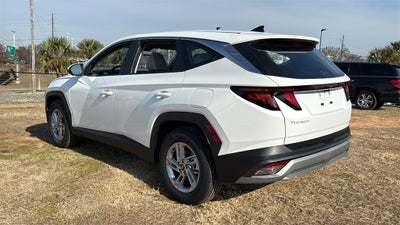 2026 Hyundai TUCSON SE FWD