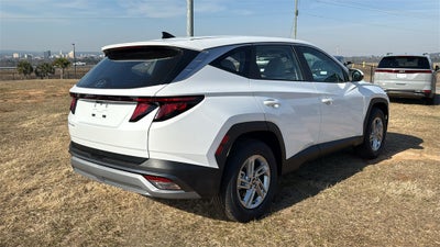 2026 Hyundai TUCSON SE FWD