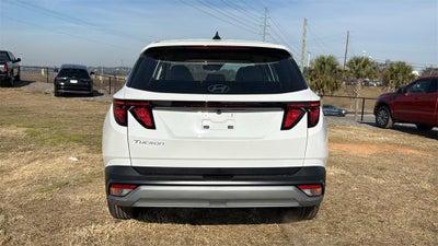 2026 Hyundai TUCSON SE FWD