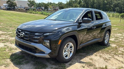 2026 Hyundai TUCSON SE FWD