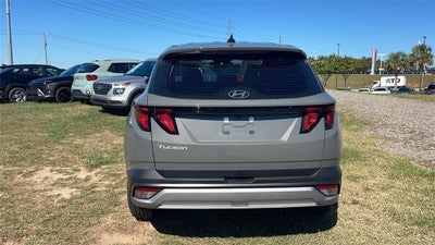 2026 Hyundai TUCSON SE FWD