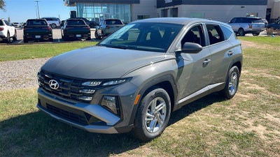 2026 Hyundai TUCSON SE FWD