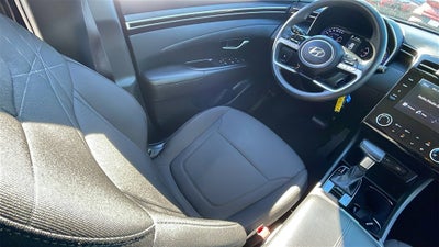 2024 Hyundai TUCSON SE