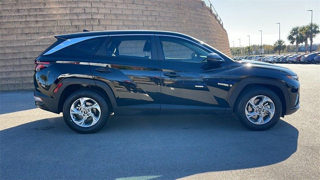 2024 Hyundai TUCSON SE