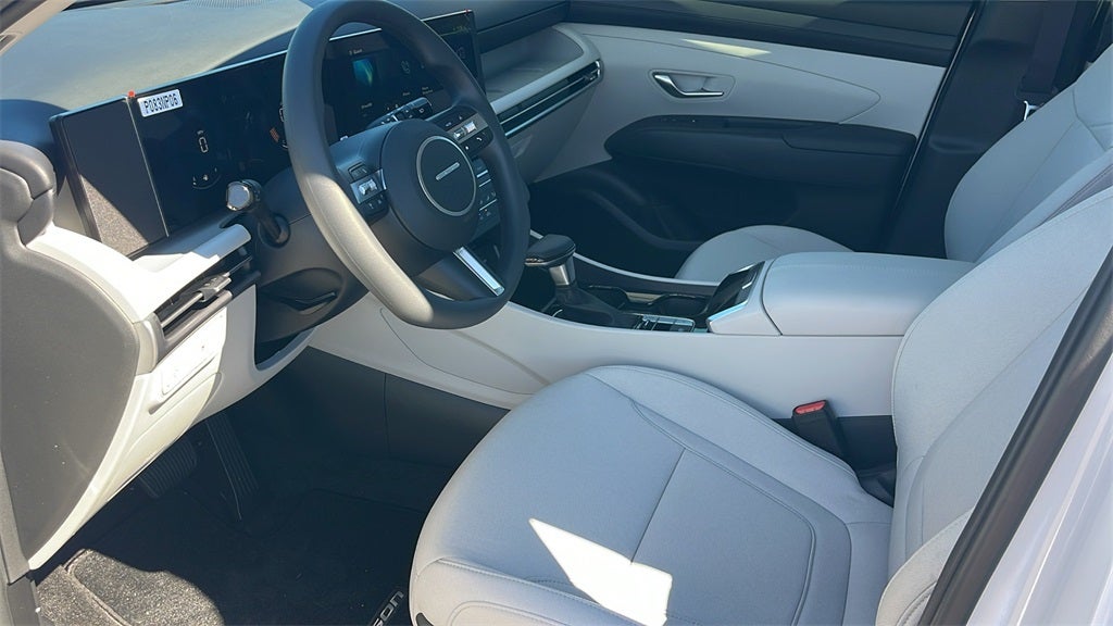 2026 Hyundai TUCSON SE FWD