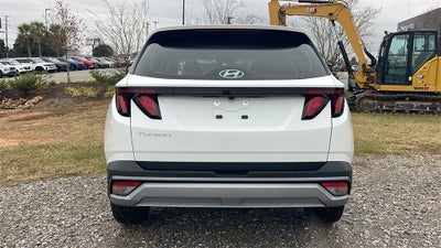 2026 Hyundai TUCSON SE FWD