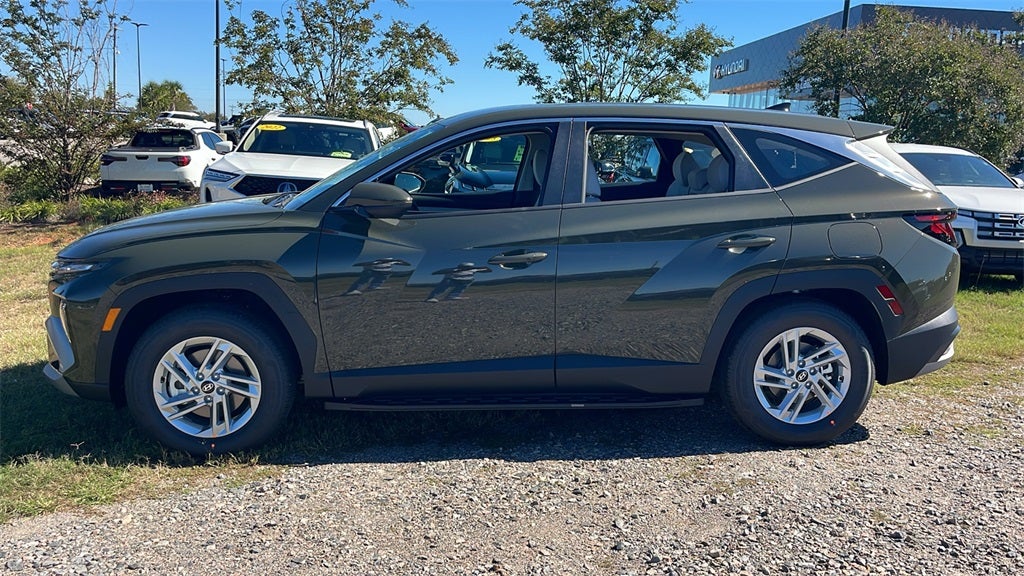 2026 Hyundai TUCSON SE FWD