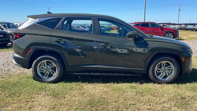 2026 Hyundai TUCSON SE FWD
